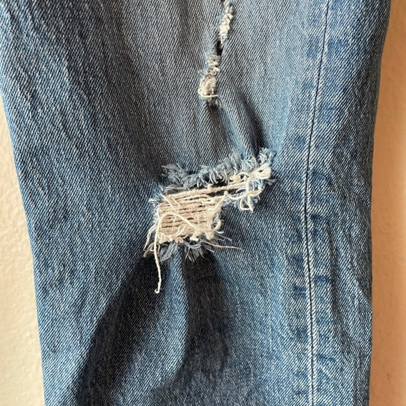Levi’s Wedgie Icon Distressed Jeans Size 31 - Picture 11 of 13